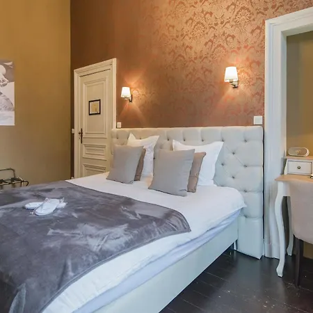 Boutique Huys Steyns 3* Tongeren
